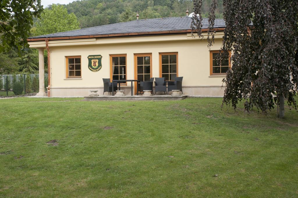 Hotel Lovecká Bašta Strakonice Exteriér fotografie